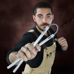 Diamond Grip Trick Chucks